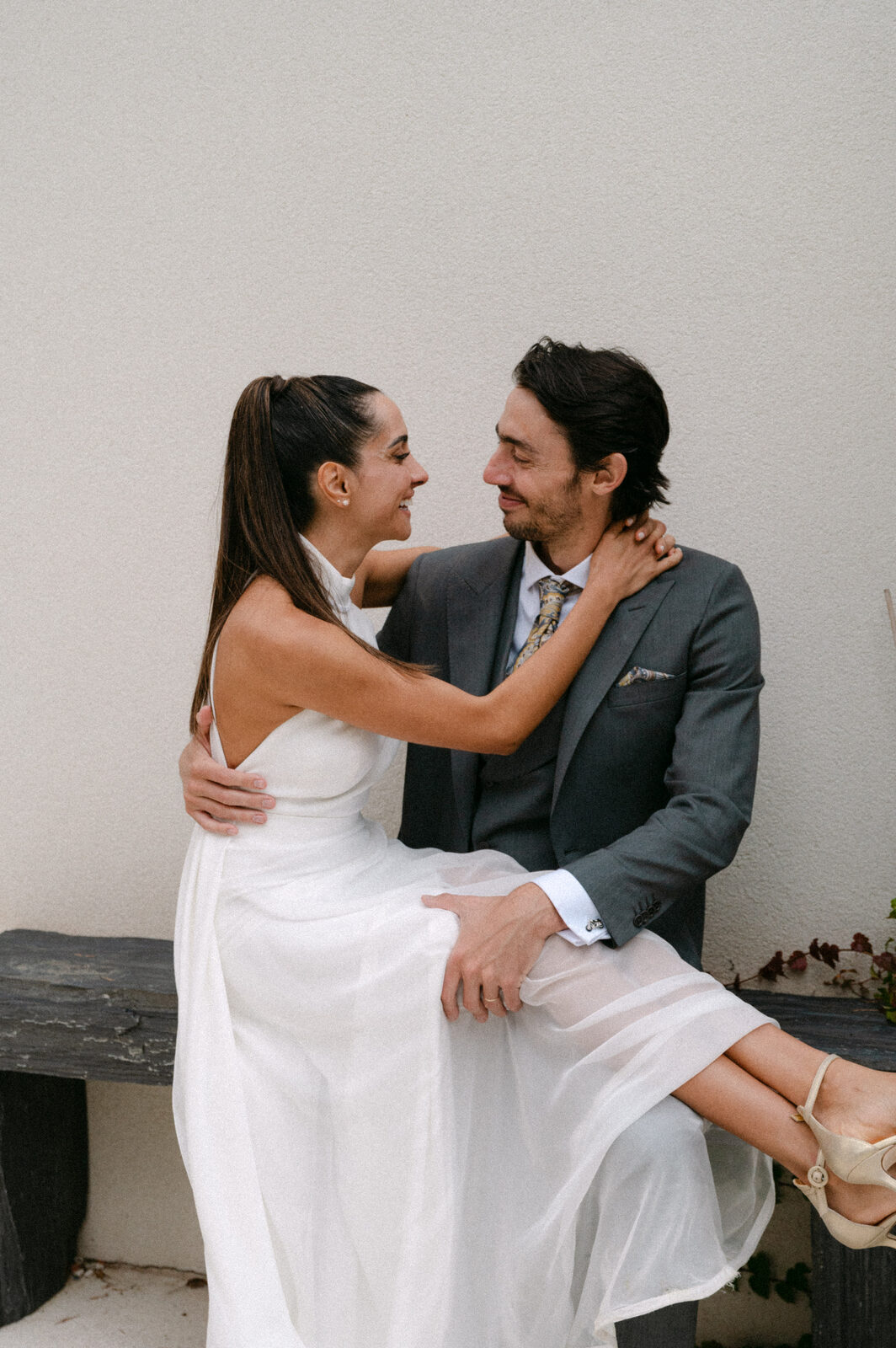 Retrato en la pista de baile — boda de Fernanda y Álvaro en Finca Los Calizos, Sierra de Madrid