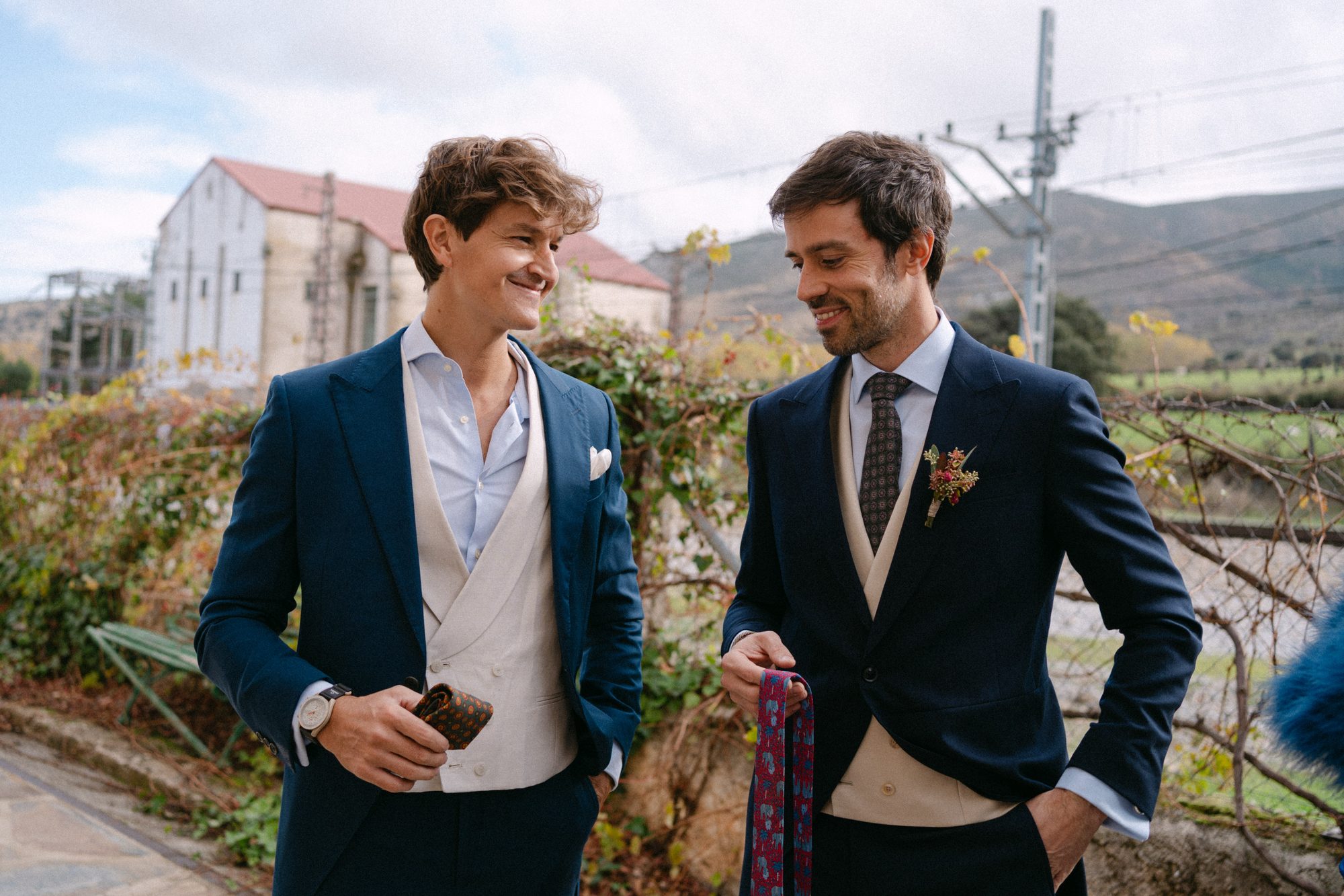 Vista general de la ceremonia — boda de Silvia y Carlos en La Estación, Otero de Herreros