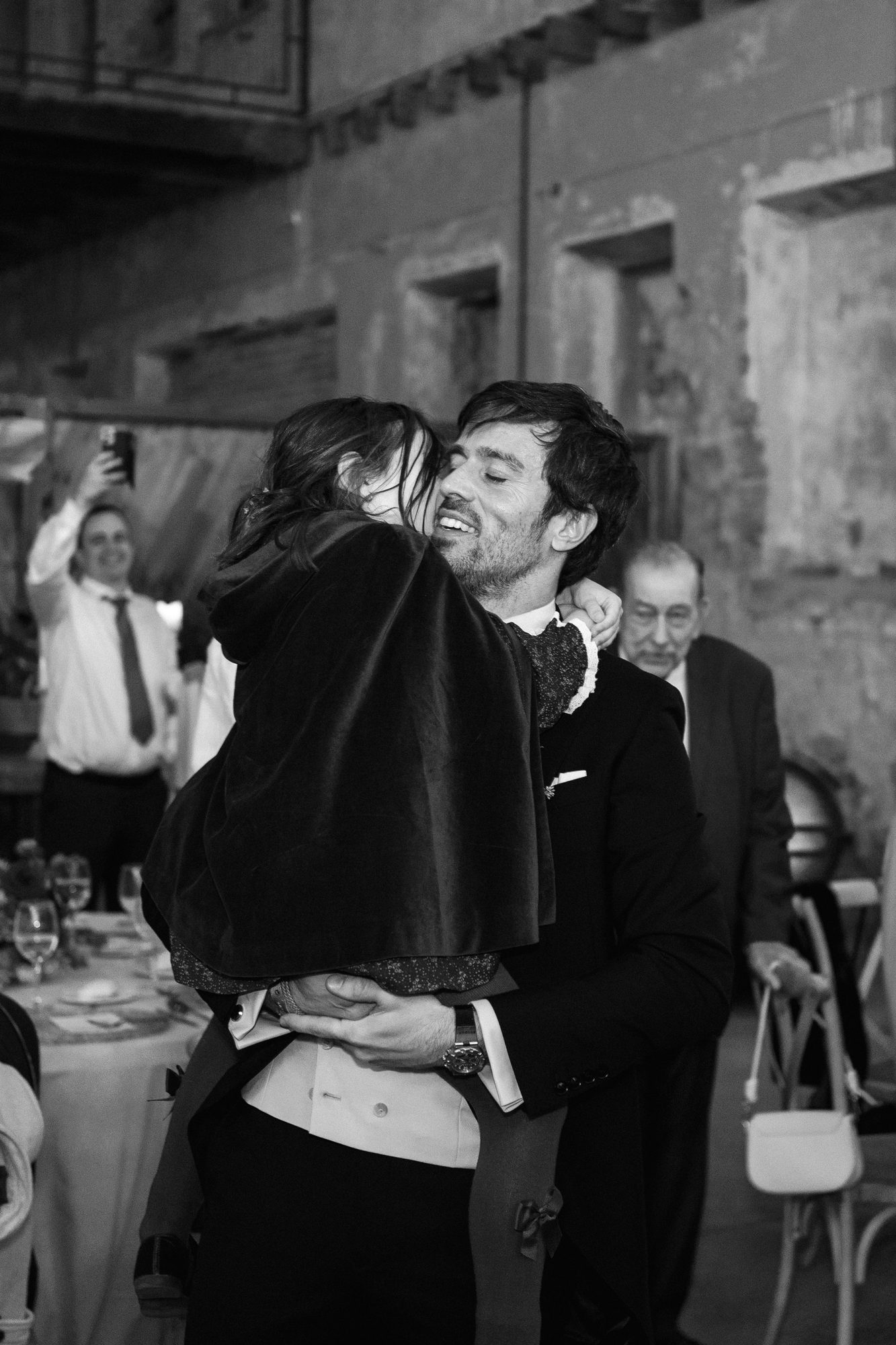 Primer baile de los novios — boda de Silvia y Carlos en La Estación, Otero de Herreros